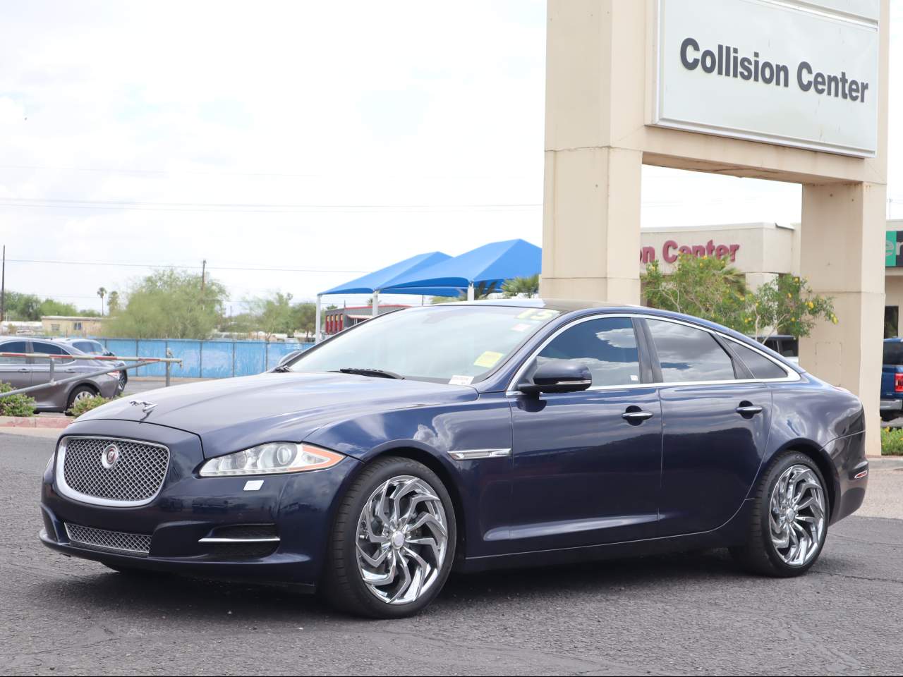 2015 Jaguar XJ  