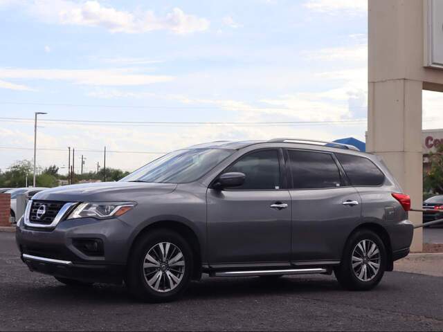 2020 Nissan Pathfinder SV