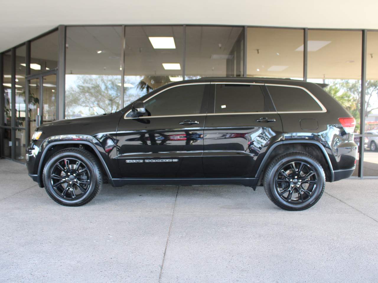 2022 Jeep Grand Cherokee WK Laredo E