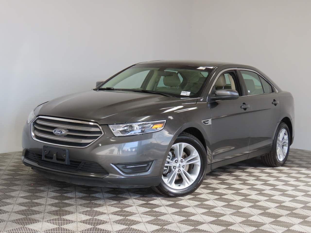 2019 Ford Taurus SEL