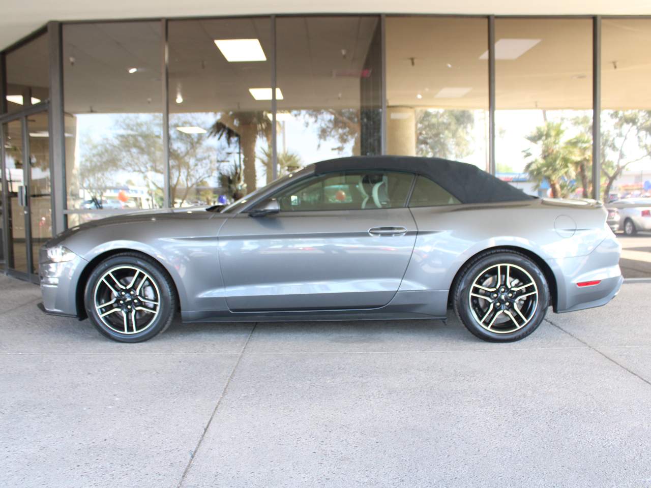 2022 Ford Mustang EcoBoost Premium