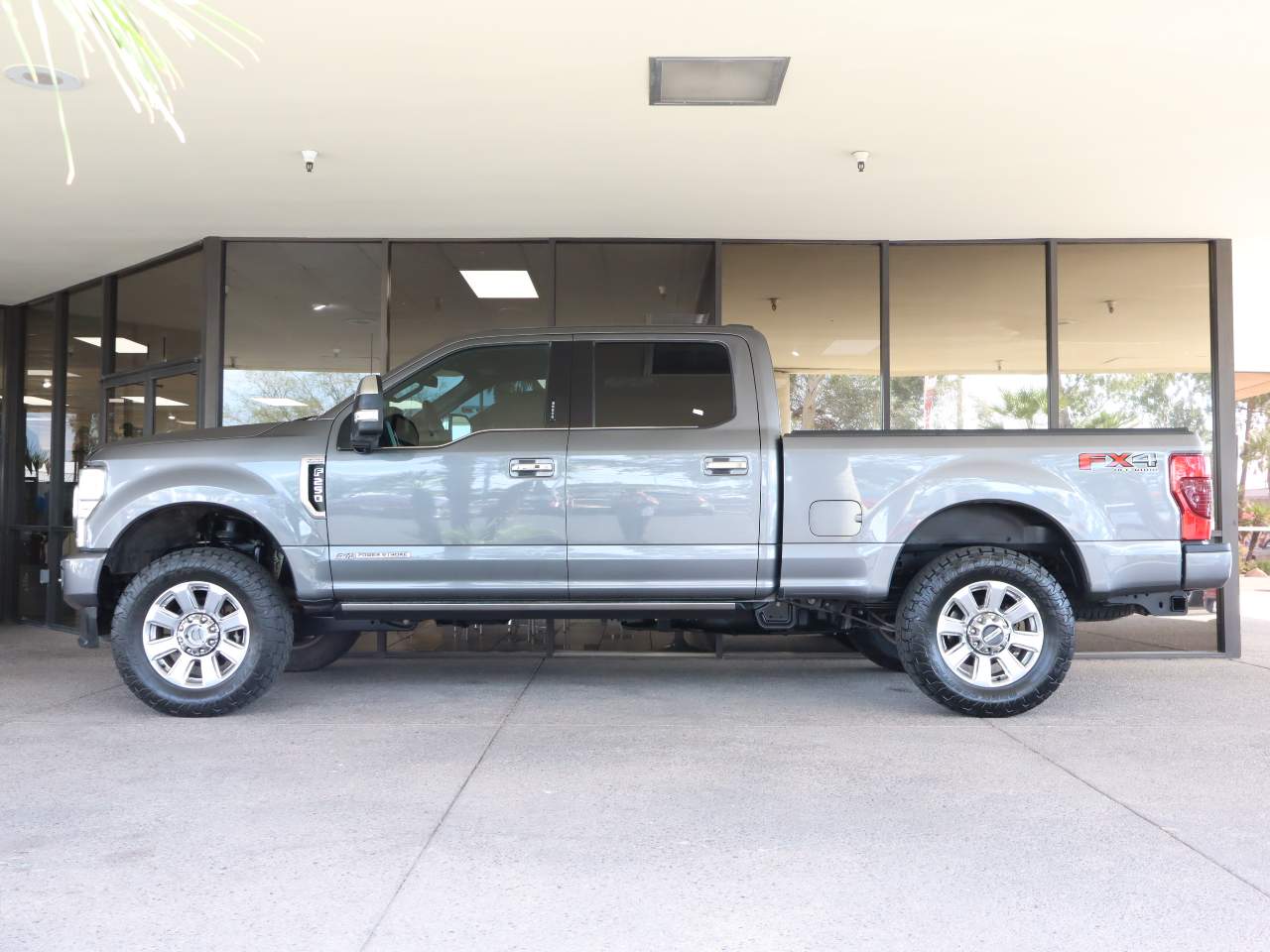 2022 Ford F-250 Super Duty Platinum Crew Cab