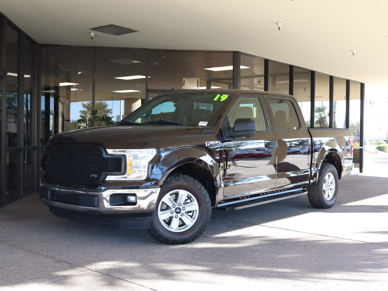 2019 Ford F-150 XLT Crew Cab