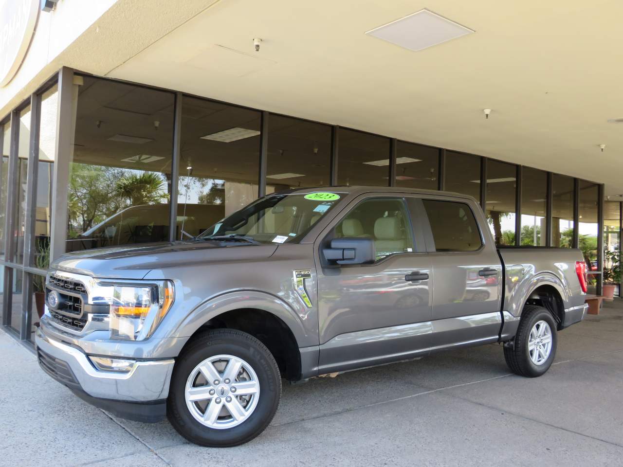 2023 Ford F-150 XLT Crew Cab