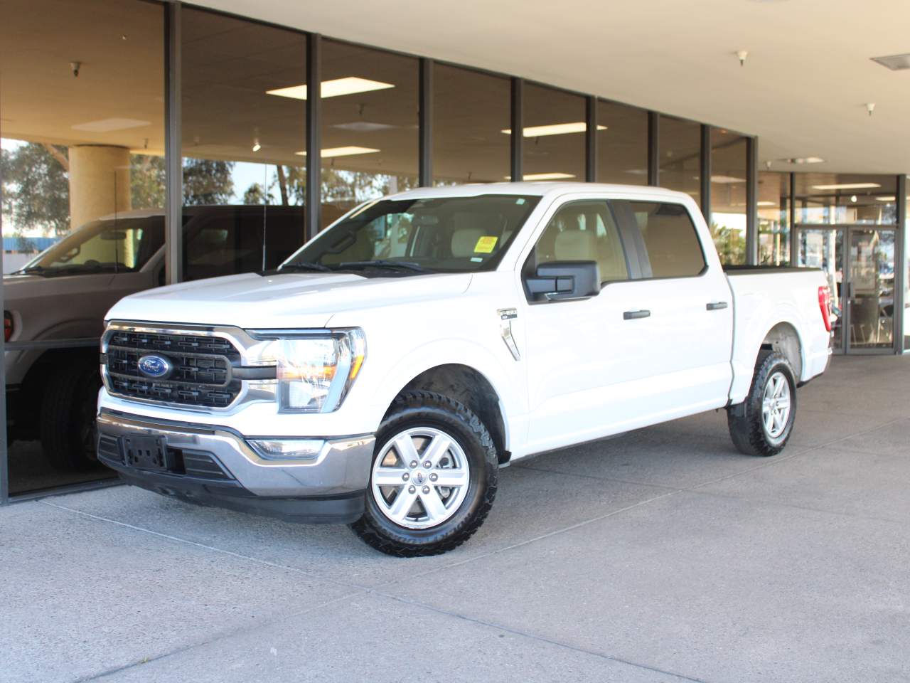2023 Ford F-150 XLT Crew Cab
