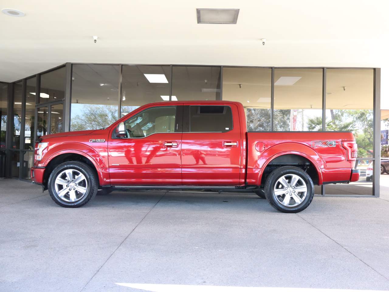 2015 Ford F-150 Platinum Crew Cab