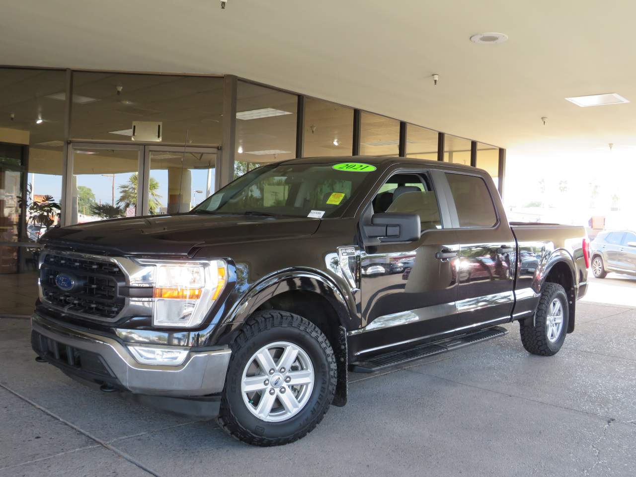 2021 Ford F-150 XLT Crew Cab