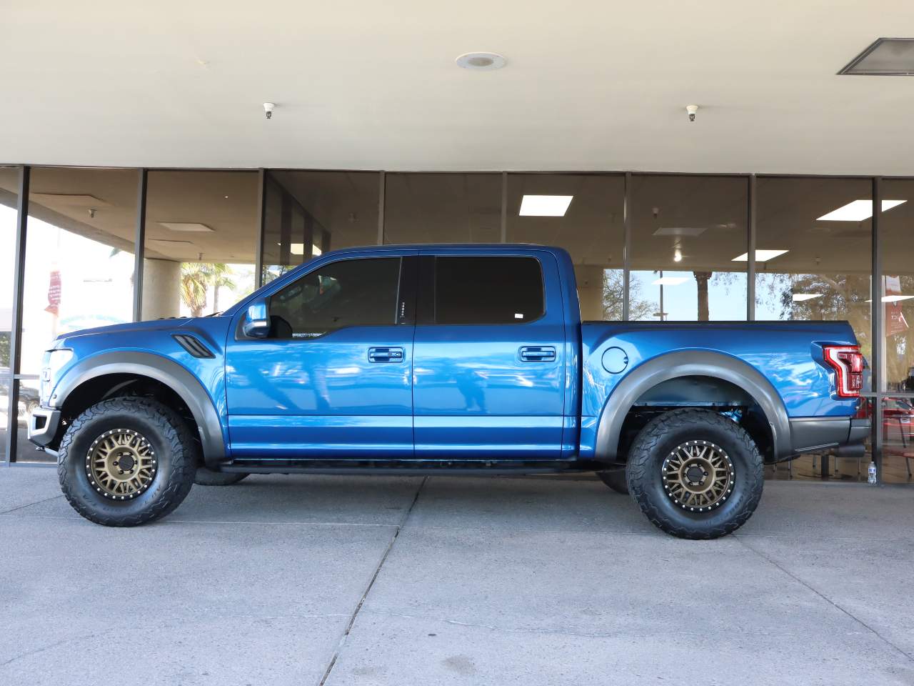 2017 Ford F-150 Raptor Crew Cab