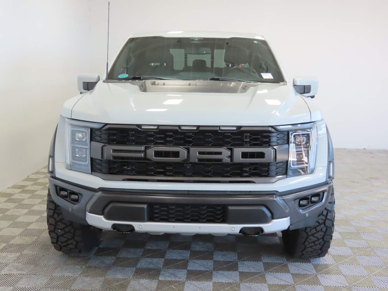 2023 Ford F-150 Raptor Crew Cab