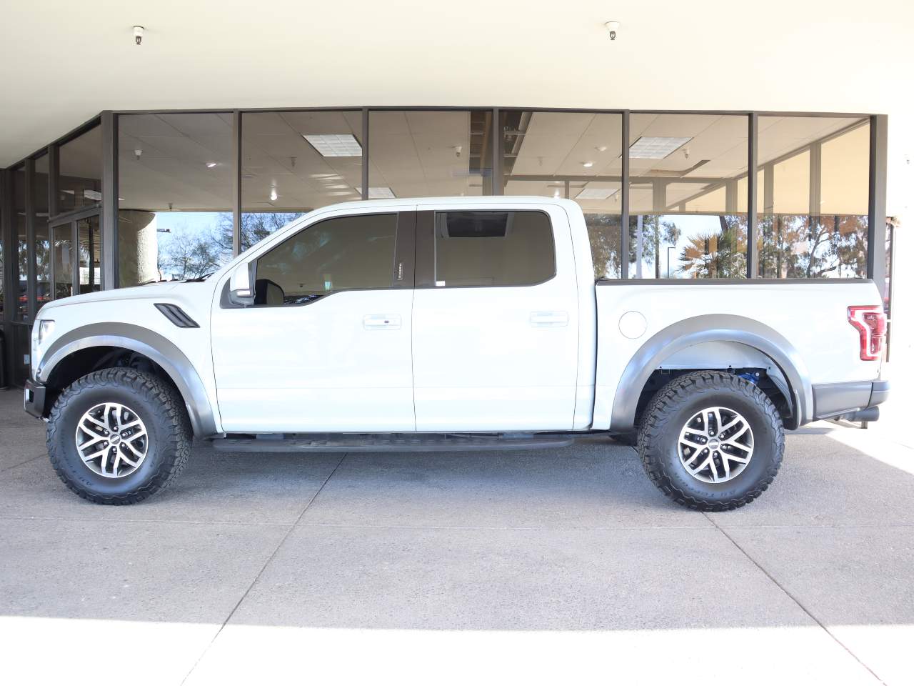 2017 Ford F-150 Raptor Crew Cab