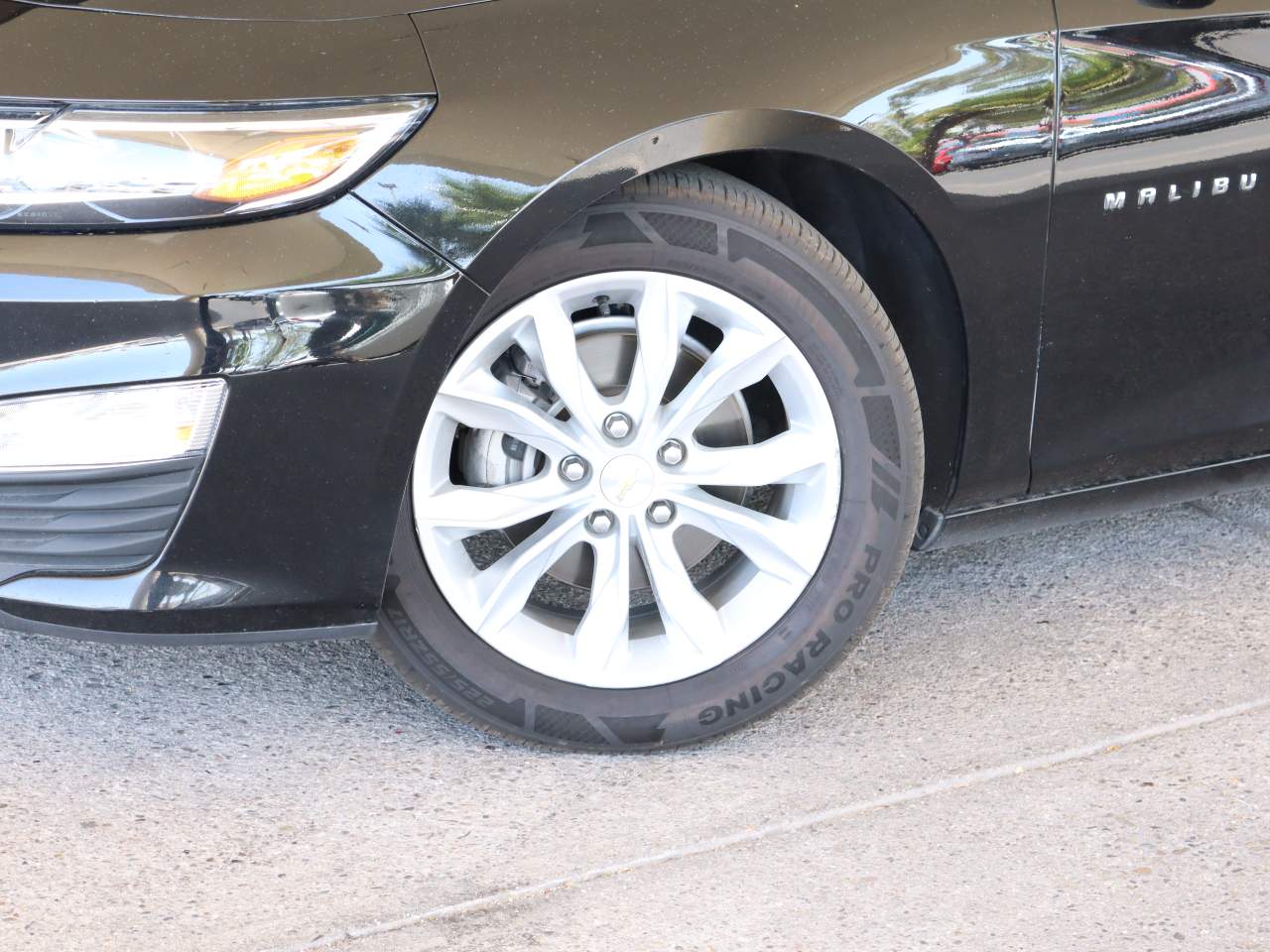 2023 Chevrolet Malibu 1LT - Photo 7