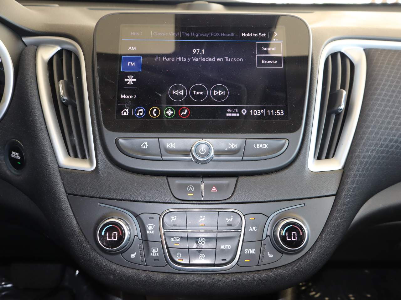 2023 Chevrolet Malibu 1LT - Photo 12