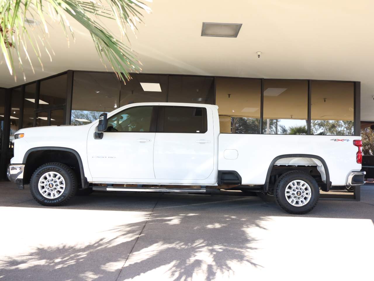 2024 Chevrolet Silverado 2500HD LT Crew Cab