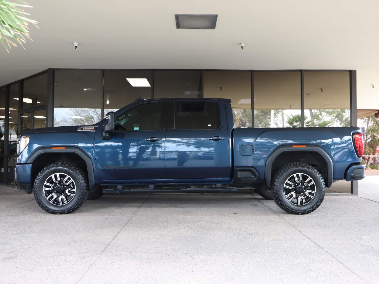 2020 GMC Sierra 2500HD AT4 Crew Cab