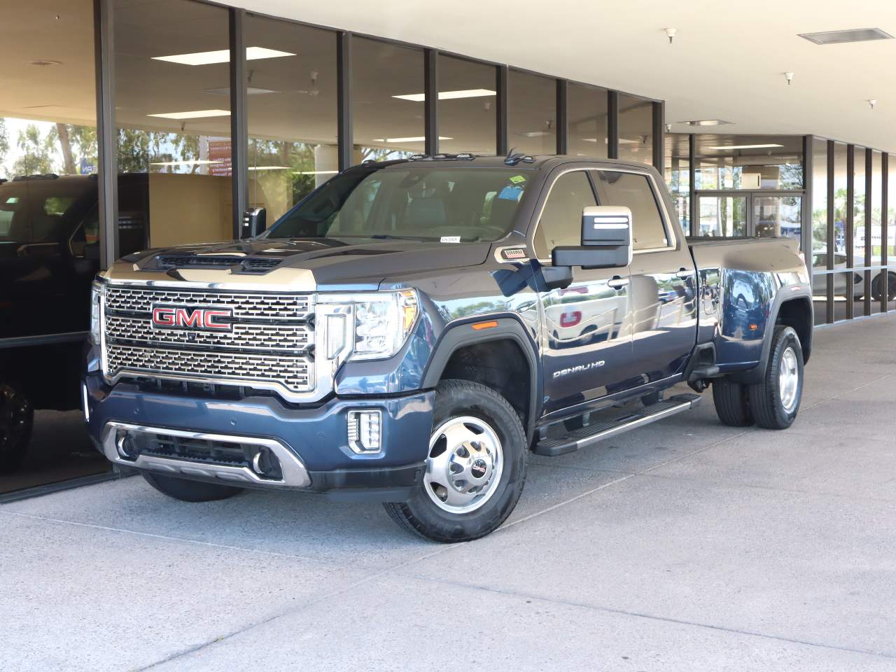 2020 GMC Sierra 3500HD Denali Crew Cab