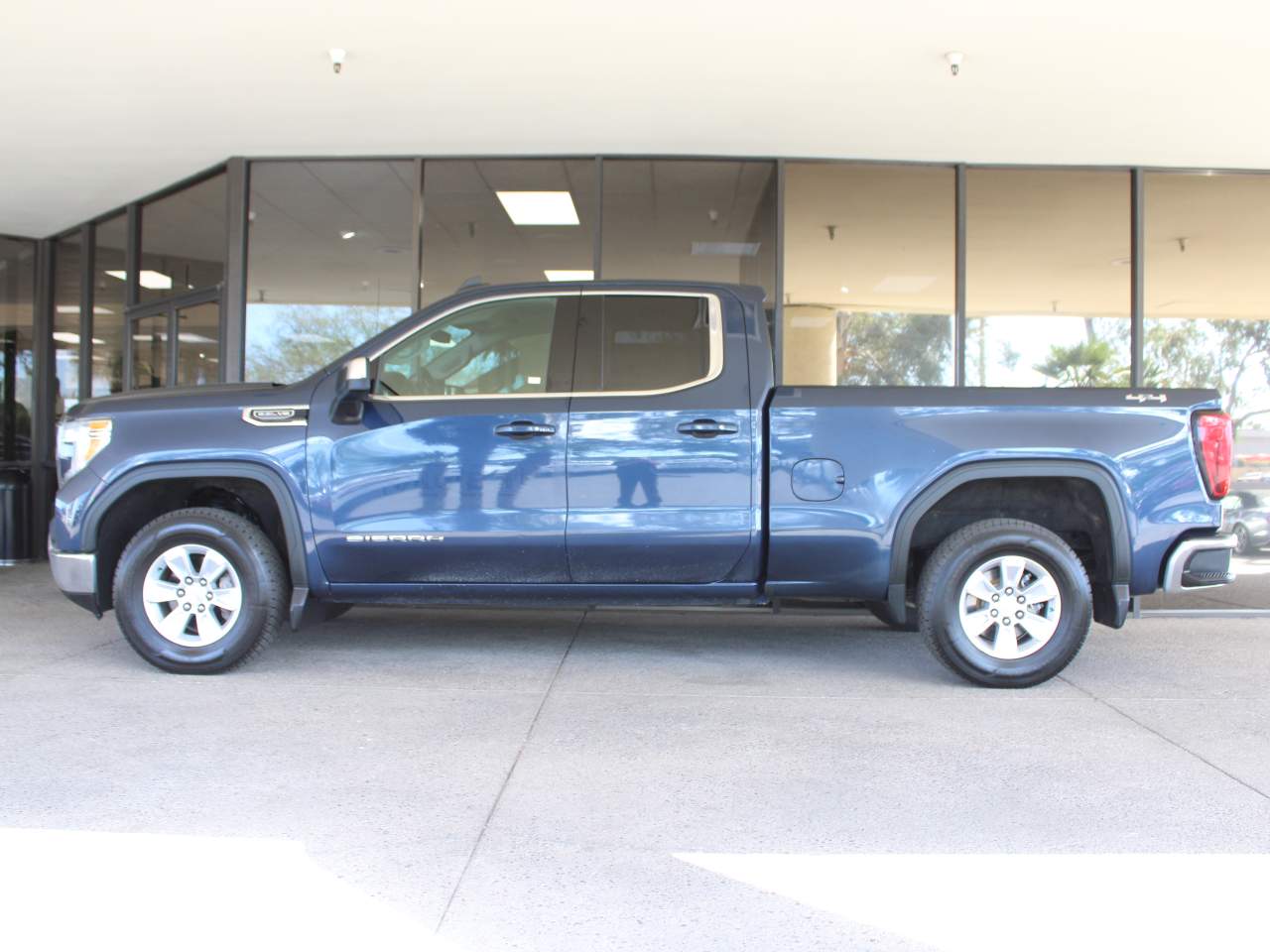 2022 GMC Sierra 1500 Limited SLE Extended Cab