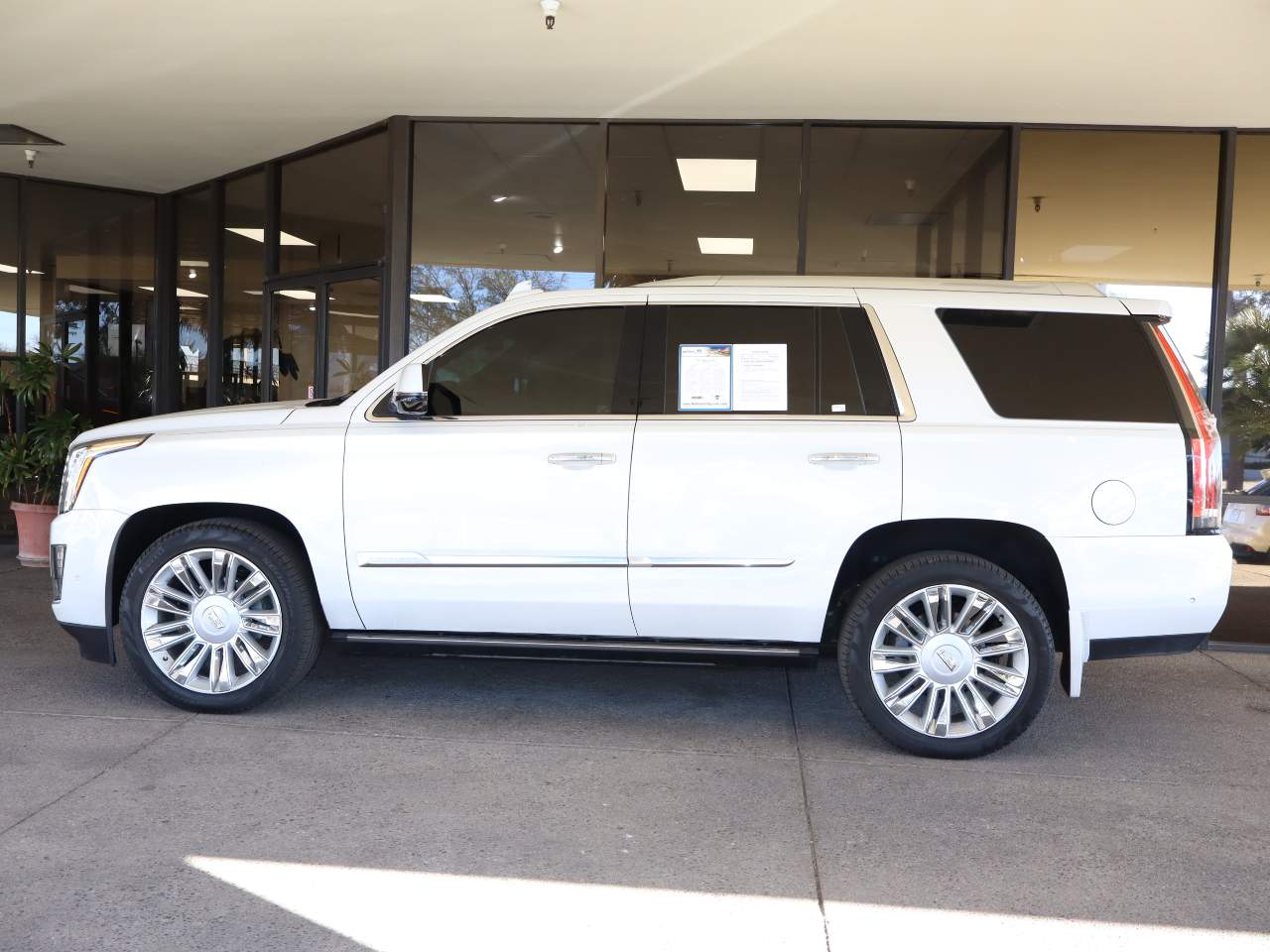 2017 Cadillac Escalade Platinum