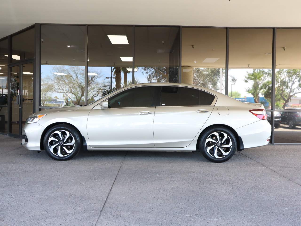 2016 Honda Accord EX w/Honda Sensing