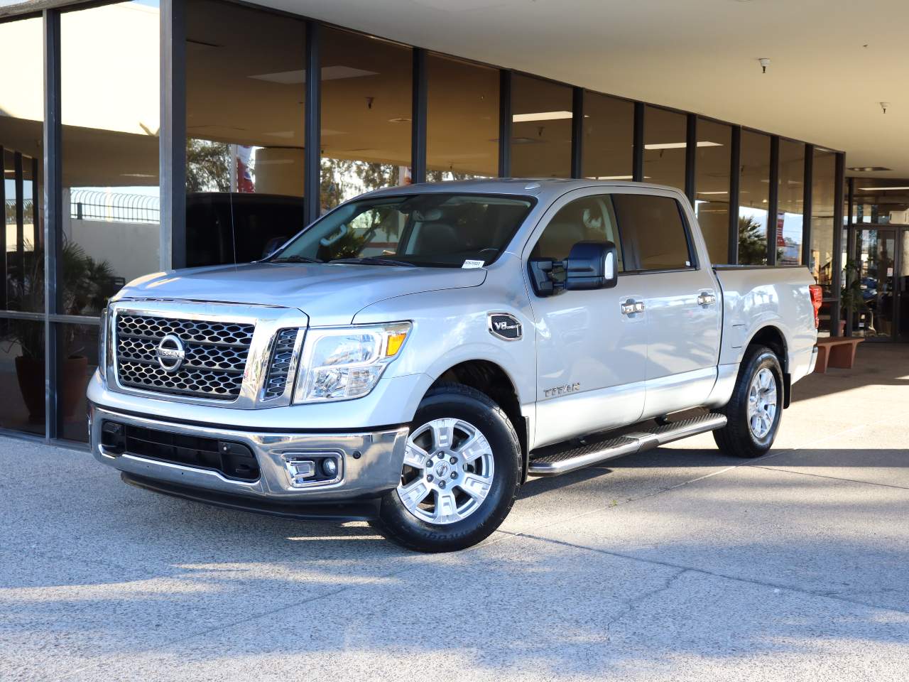 2017 Nissan Titan SV Crew Cab