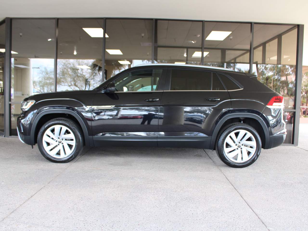 2022 Volkswagen Atlas Cross Sport V6 SE 4Motion