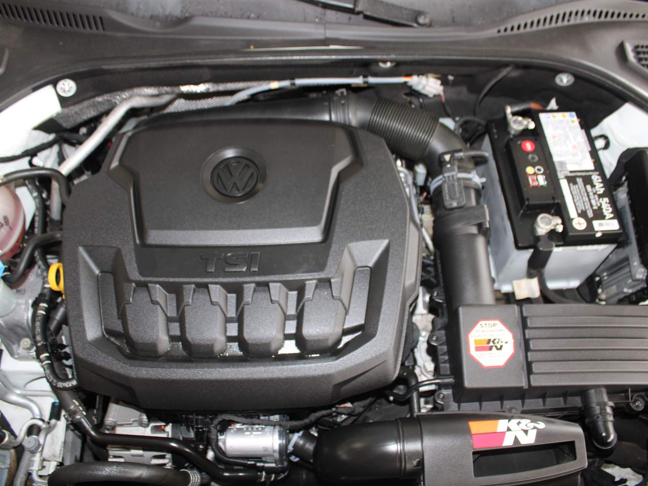 2020 Volkswagen Passat R-Line