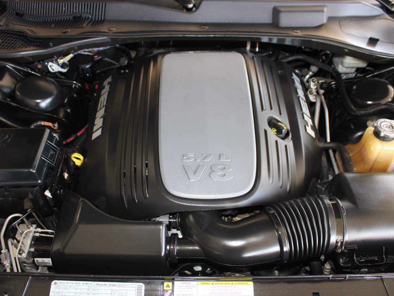 2010 Chrysler 300 C HEMI