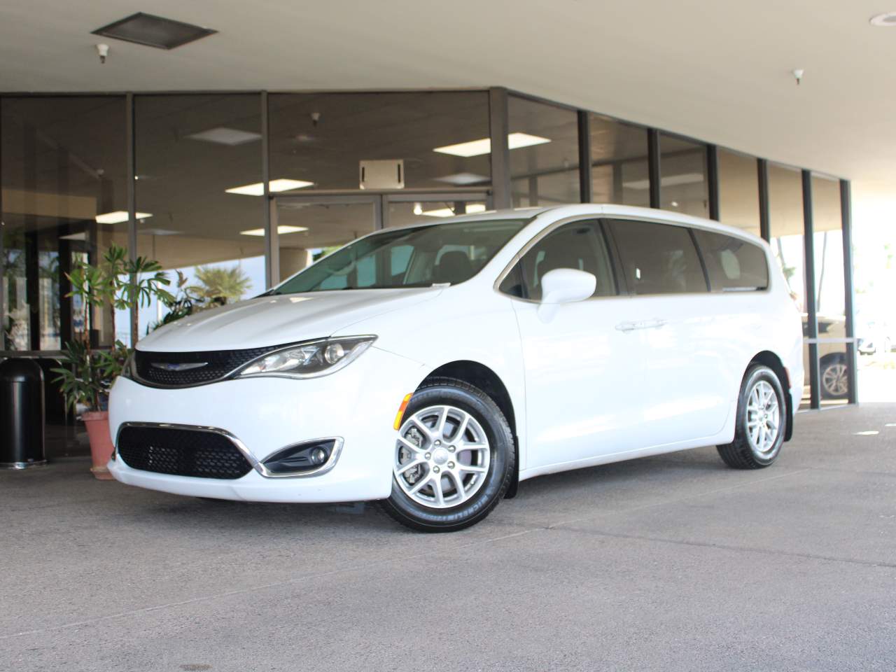 2020 Chrysler Pacifica Touring