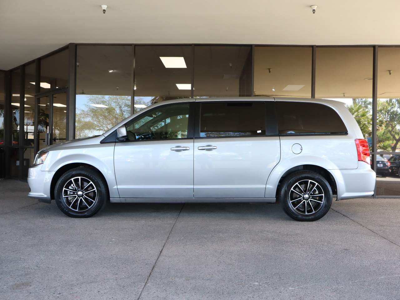 2019 Dodge Grand Caravan SE Plus