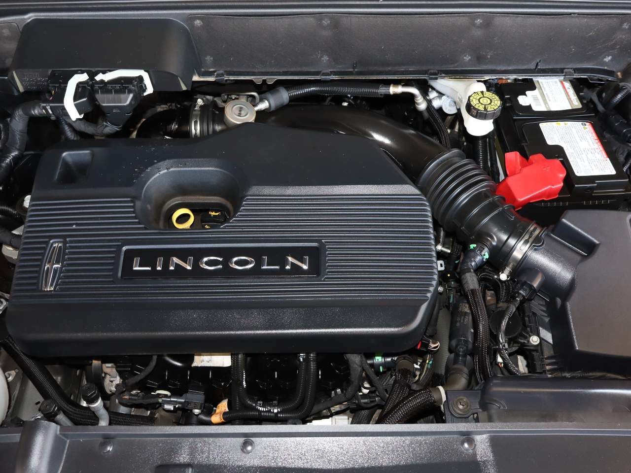 2019 Lincoln Nautilus Select