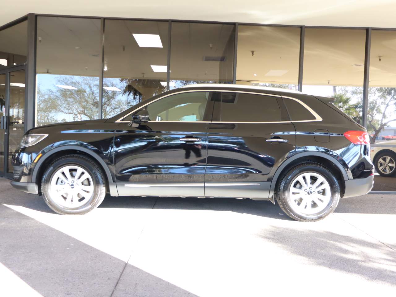 2016 Lincoln MKX Select