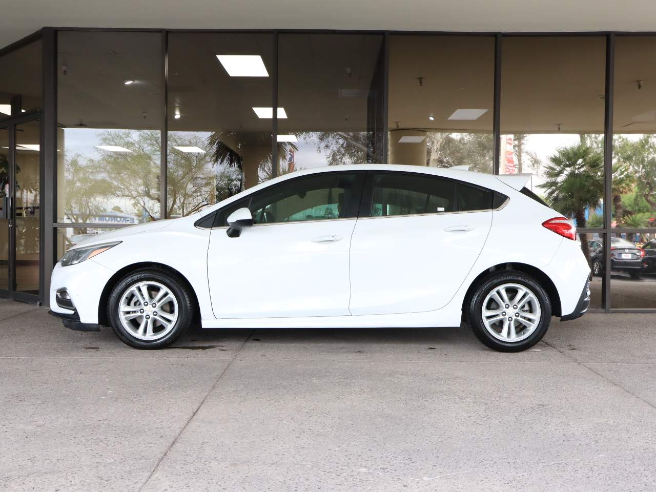 2017 Chevrolet Cruze LT Auto