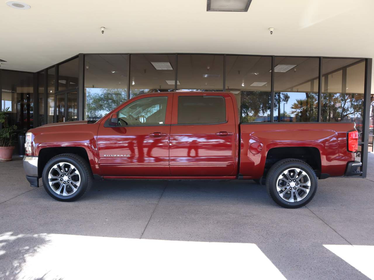 2017 Chevrolet Silverado 1500 LT Crew Cab