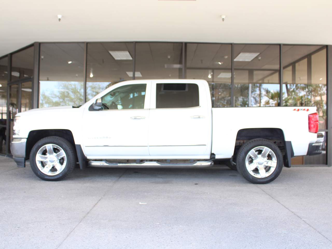 2018 Chevrolet Silverado 1500 LTZ Crew Cab