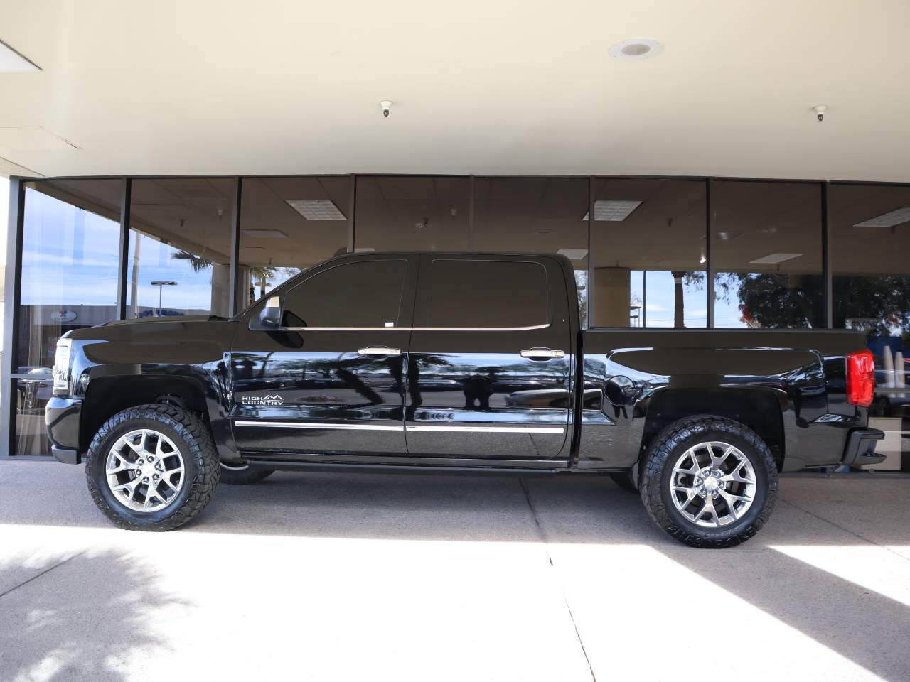 2017 Chevrolet Silverado 1500 High Country Crew Cab