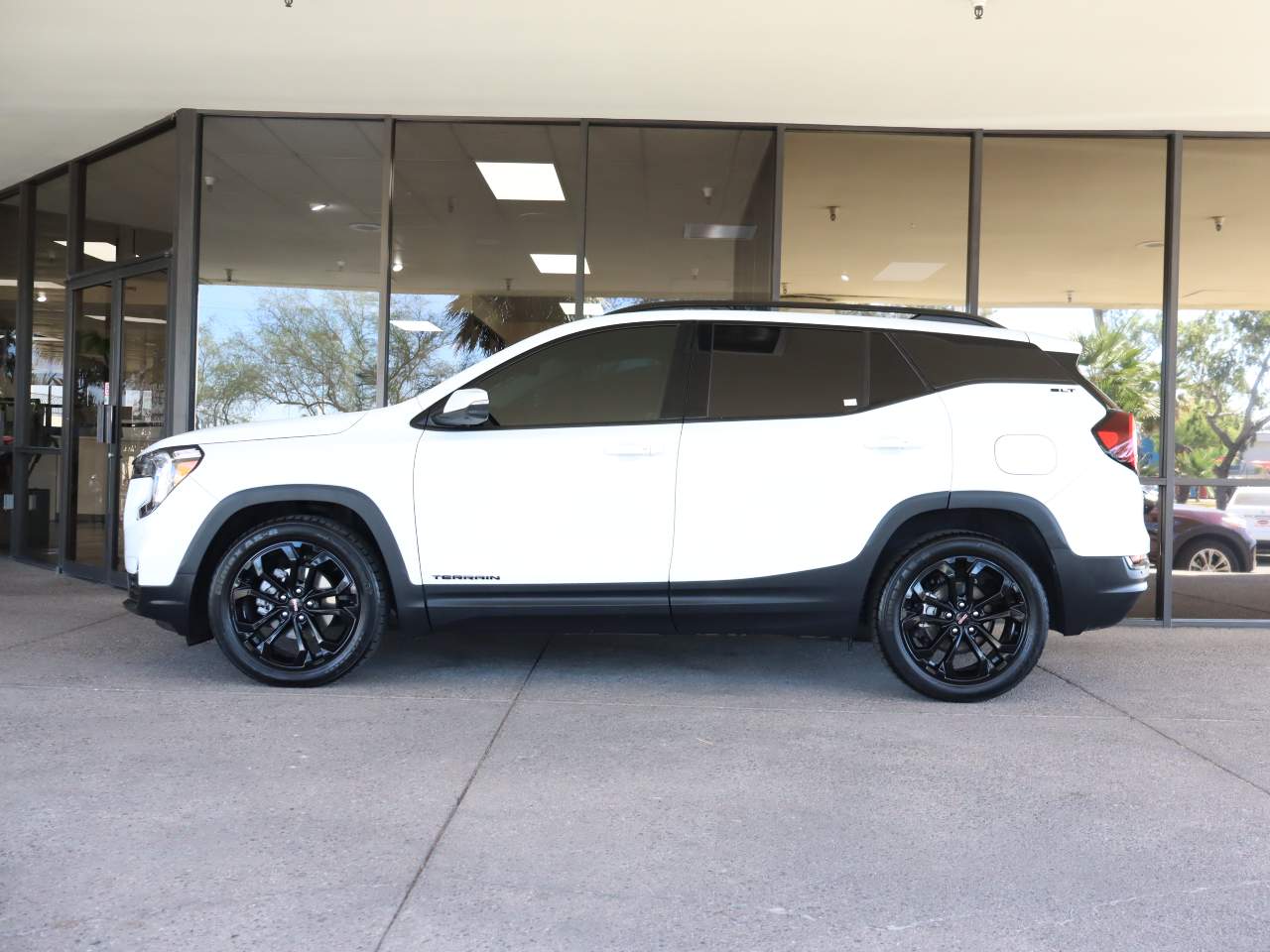 2022 GMC Terrain SLT