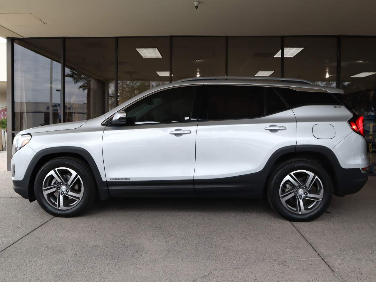 2021 GMC Terrain SLT