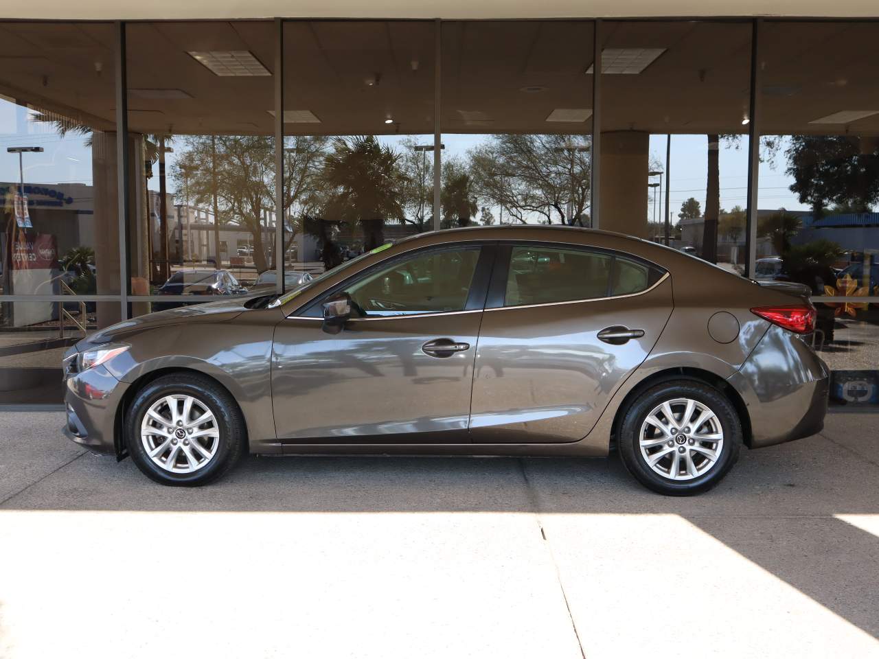 2016 Mazda3 i Touring