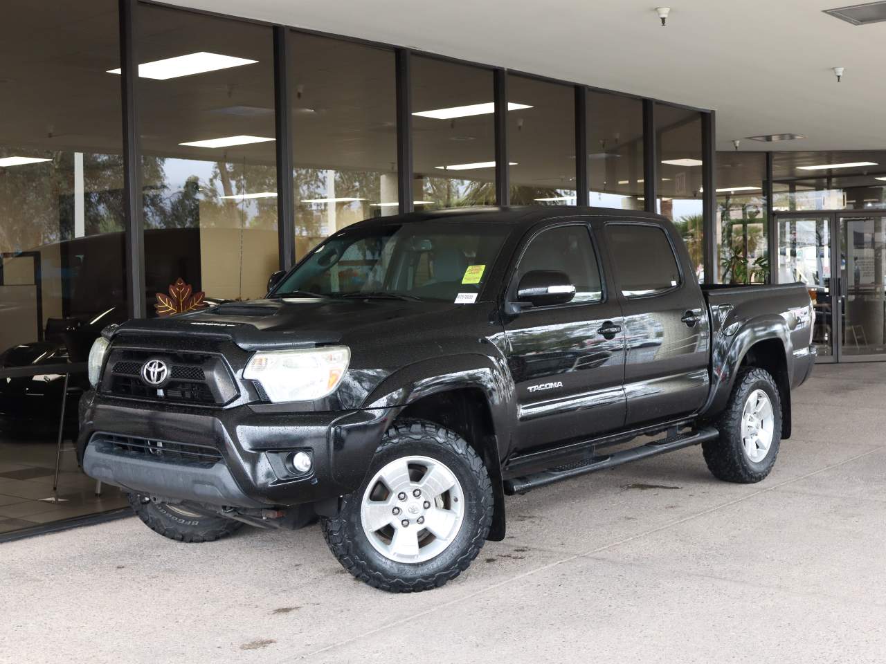 2013 Toyota Tacoma PreRunner V6 Crew Cab