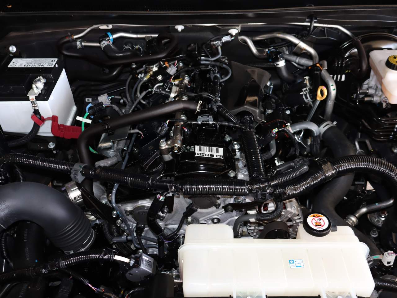 2024 Toyota Tacoma SR5 Crew Cab