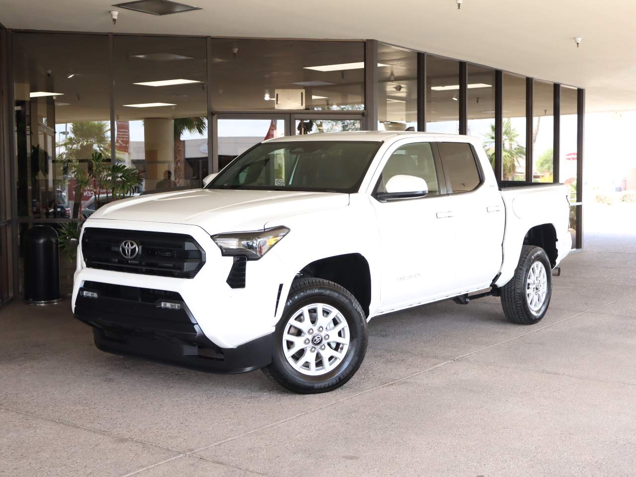 2024 Toyota Tacoma SR5 Crew Cab