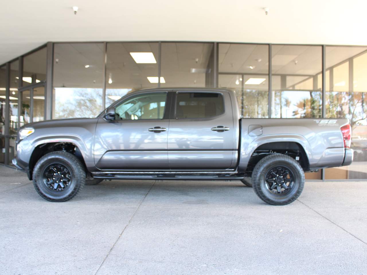 2022 Toyota Tacoma SR Crew Cab