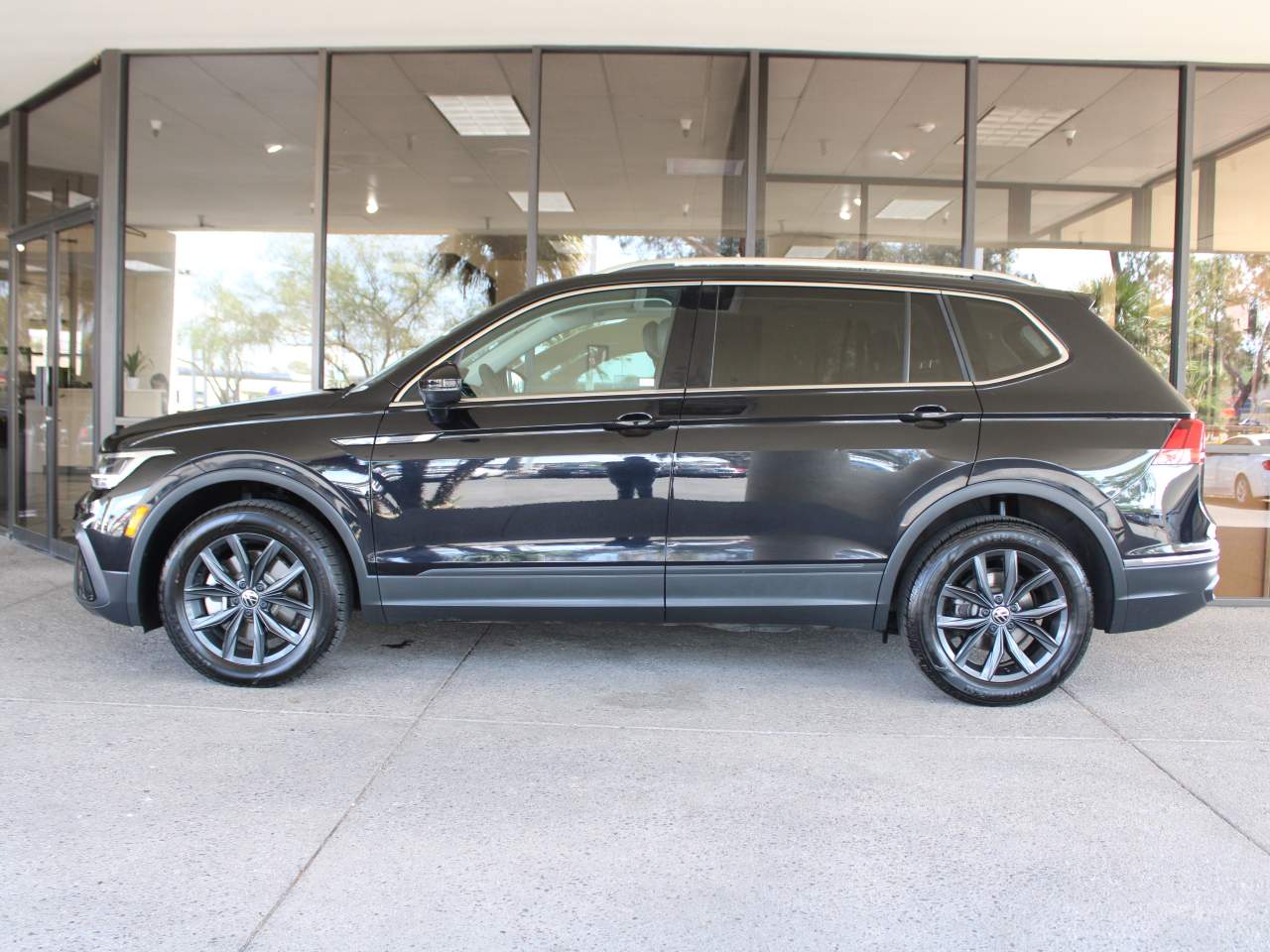 2024 Volkswagen Tiguan SE