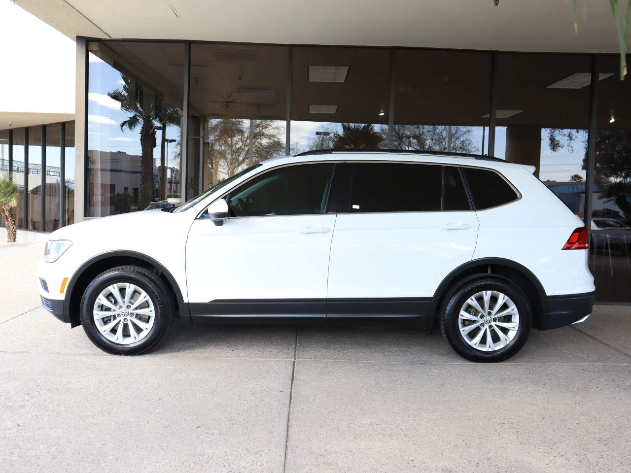 2019 Volkswagen Tiguan SE