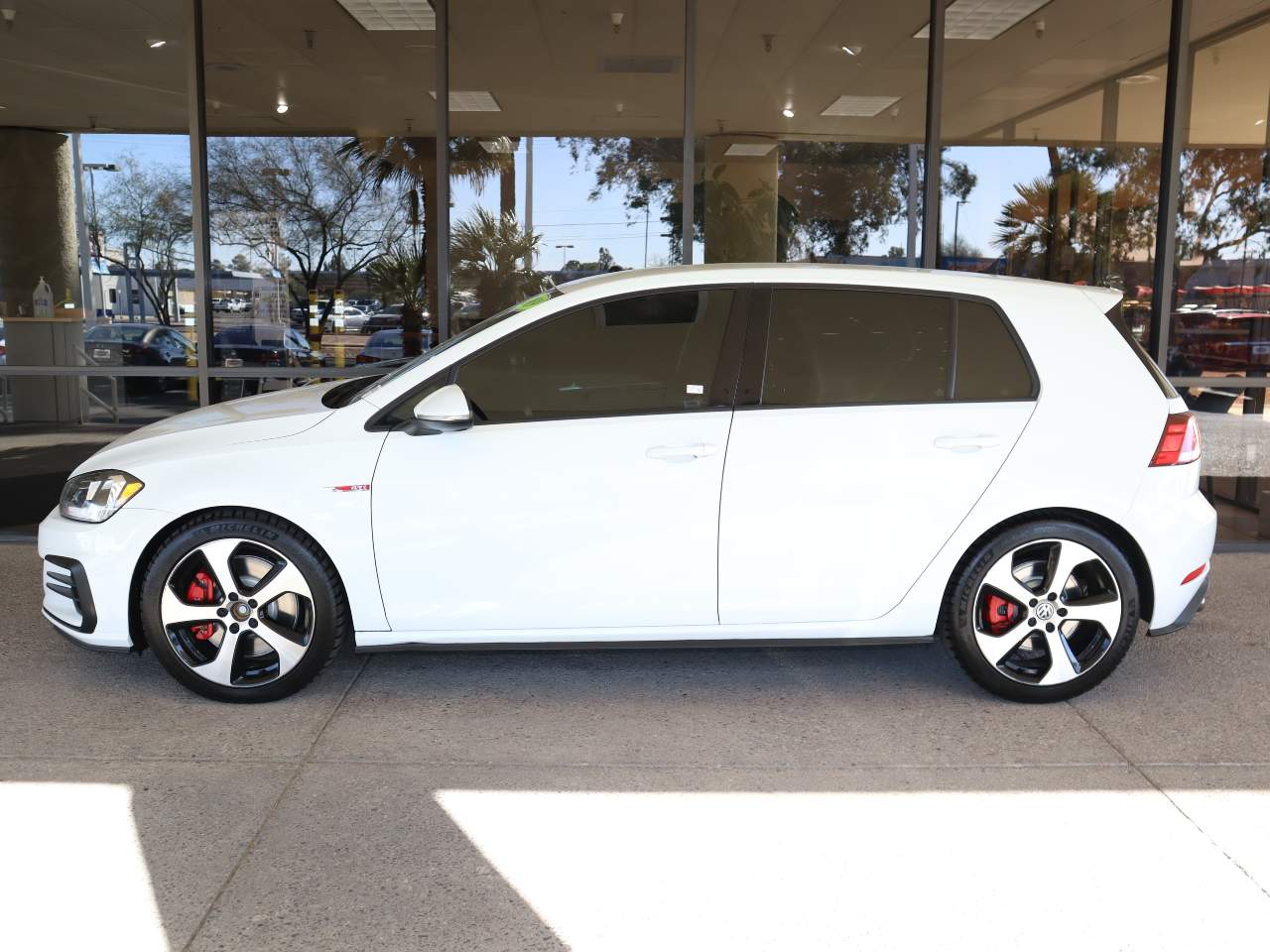 2019 Volkswagen Golf GTI S