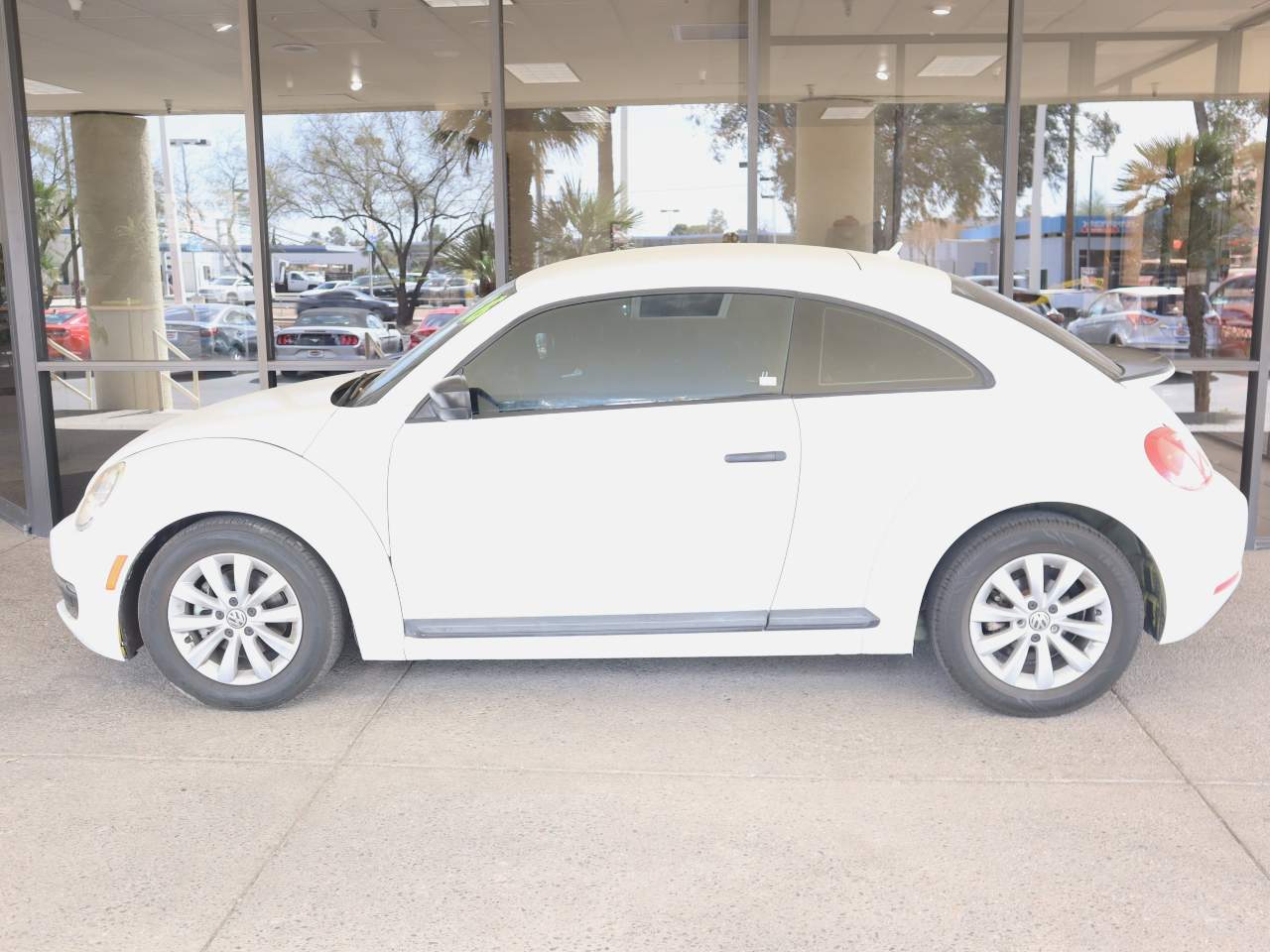 2016 Volkswagen Beetle 1.8T Classic PZEV