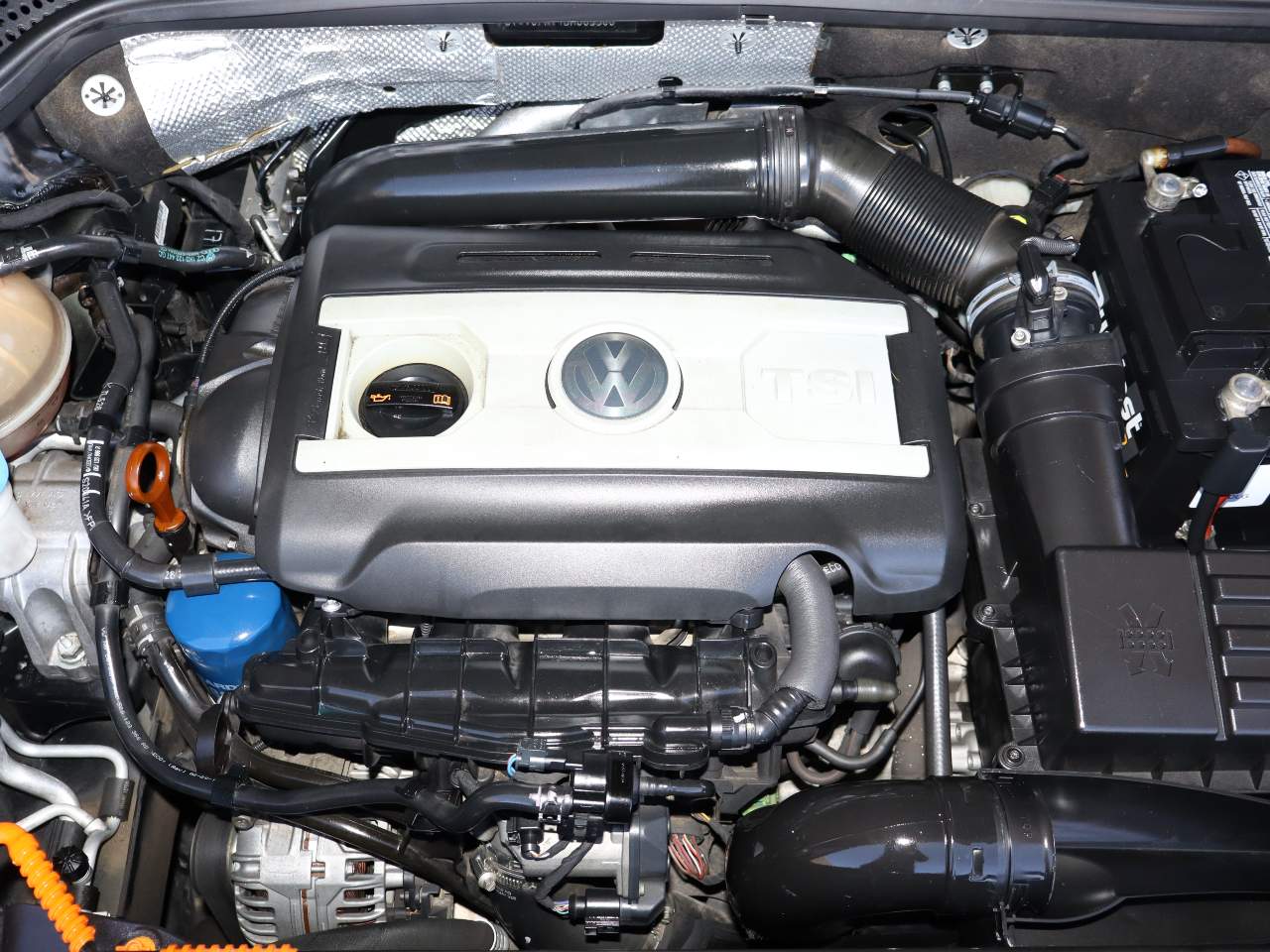 2013 Volkswagen Beetle Turbo