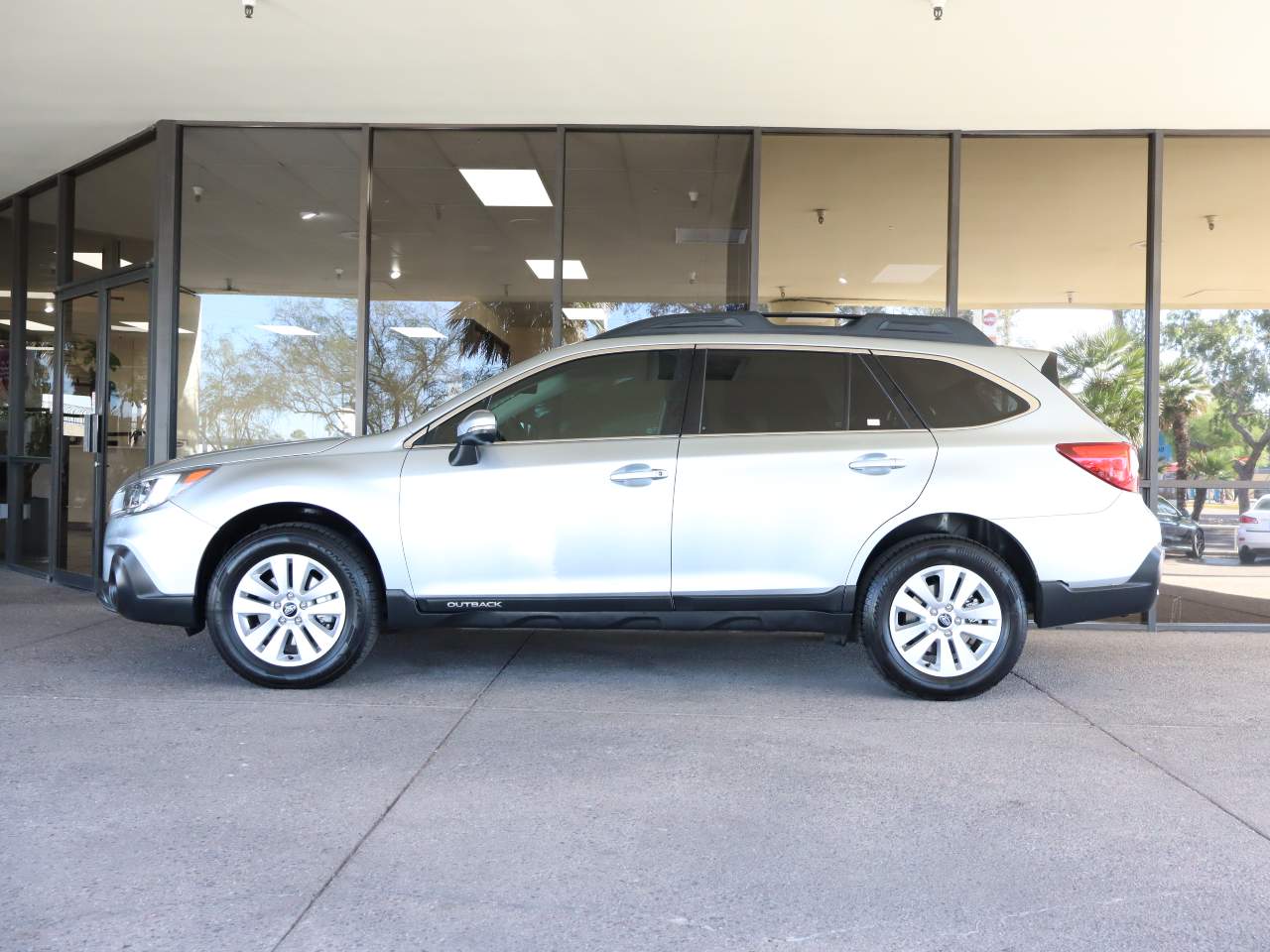 2018 Subaru Outback 2.5i Premium