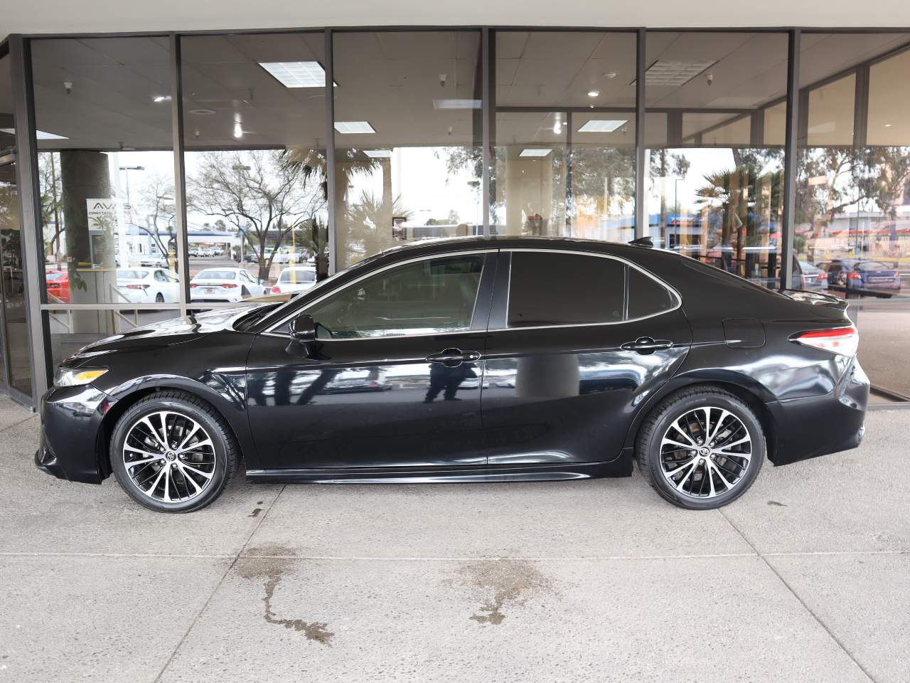 2019 Toyota Camry SE