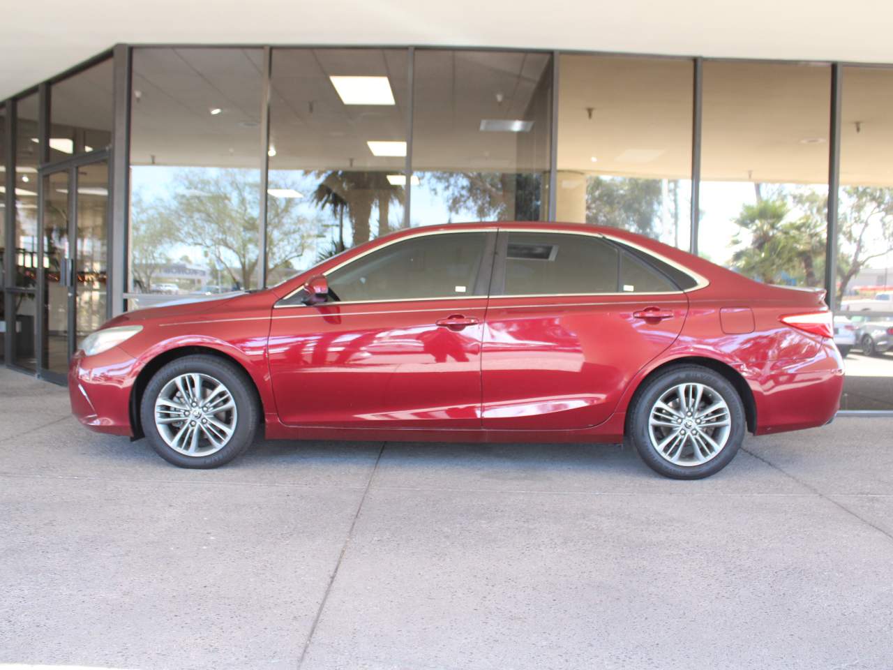 2016 Toyota Camry SE