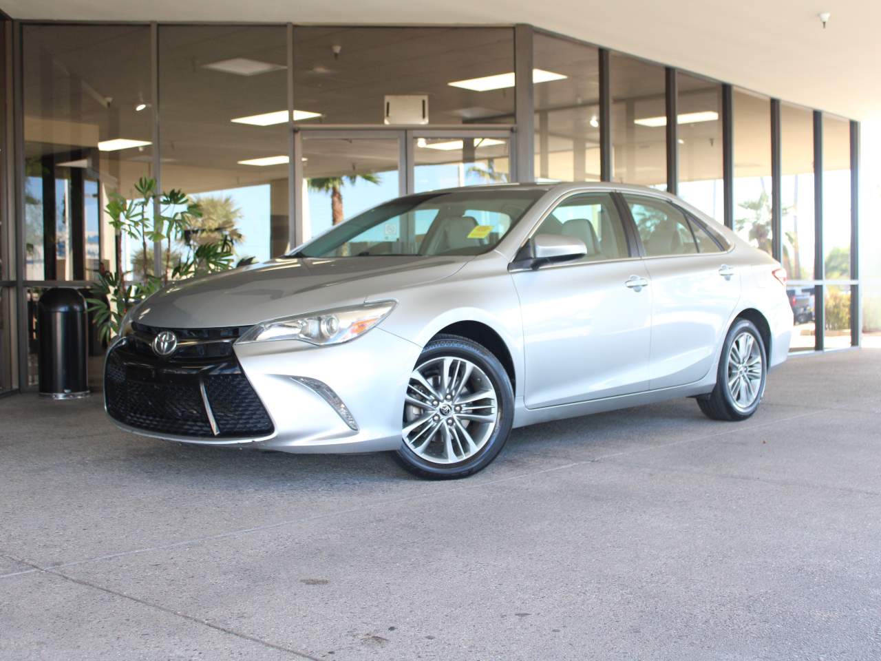 2015 Toyota Camry SE
